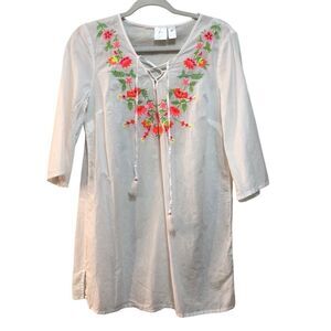 2/$30 Goa Beachwear by Japan  Women’s Sz M White Floral Embroidered Swim Coverup